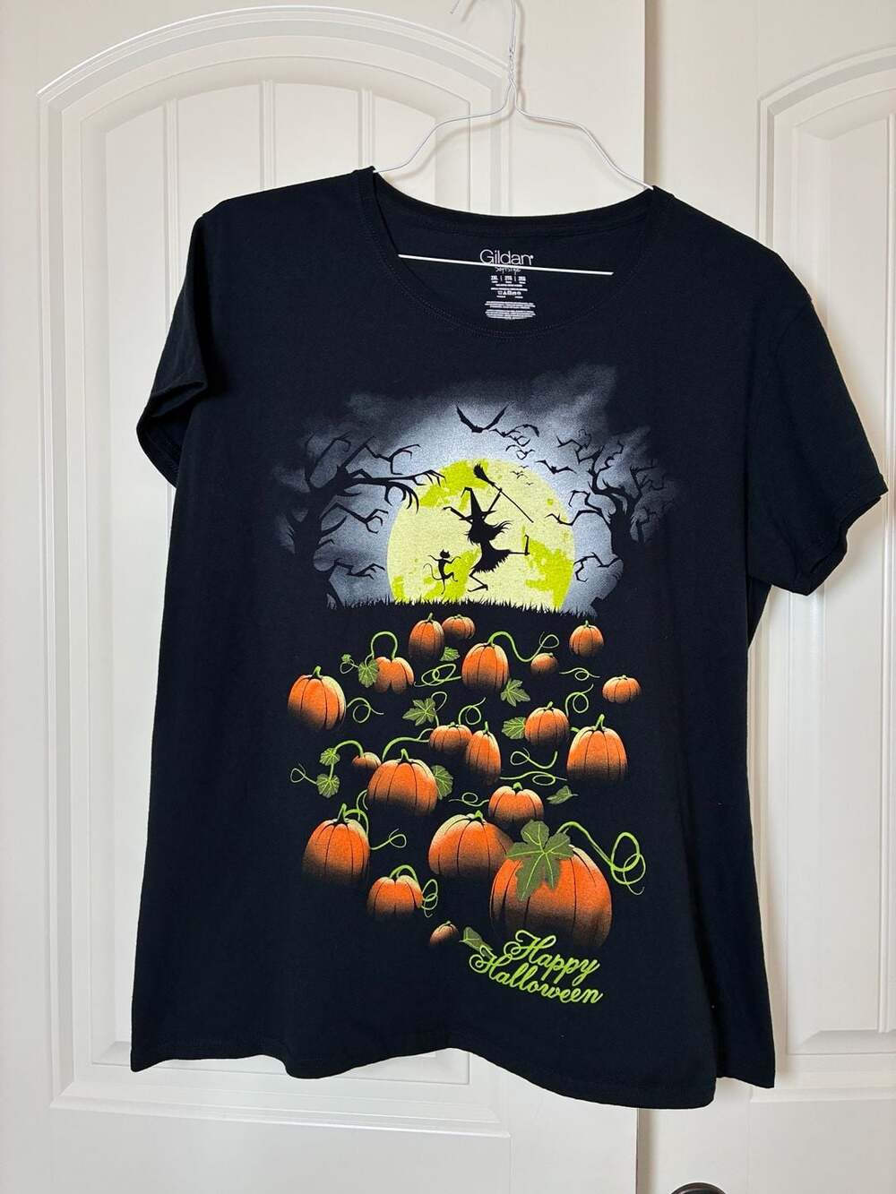 Gildan Softstyle Happy Halloween Witch Pumpkin Patch Black T-Shirt 2XL